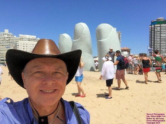 del-dios-a-must-selfie.jpg